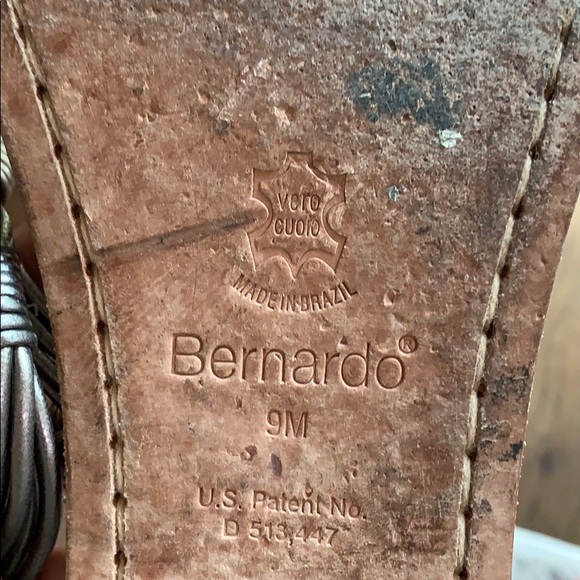 Bernardo | Pewter Matrix Flats | size 9 - Picture 4 of 4